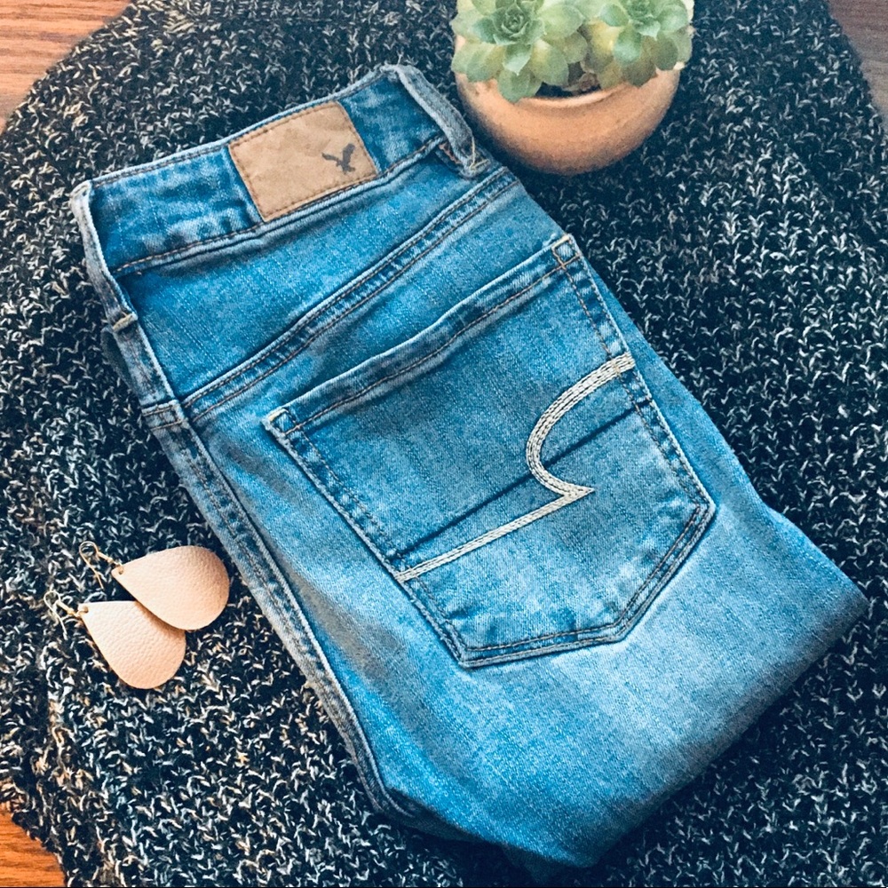 High Waisted Jeans - American Eagle